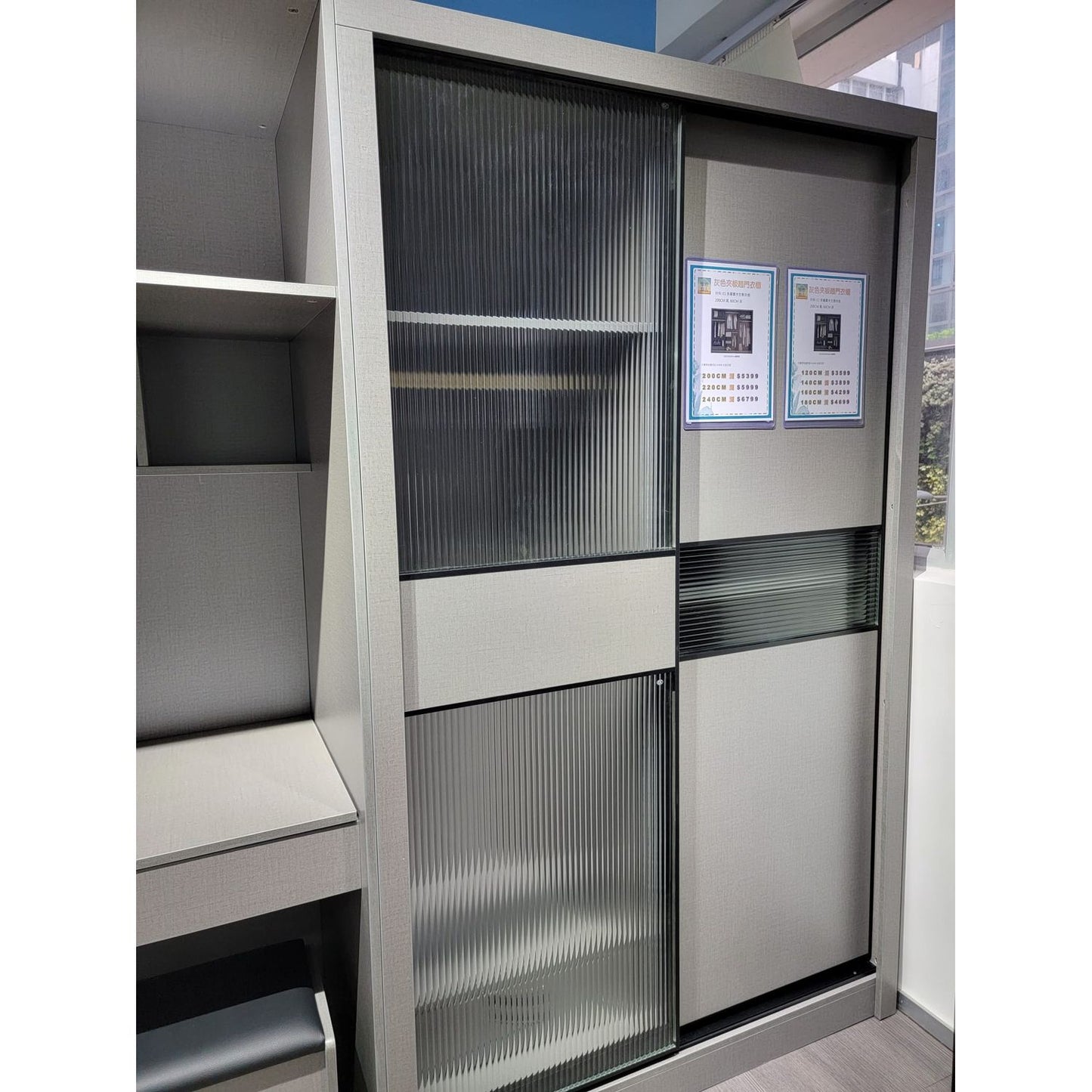 #819, 灰色夹板趟门衣柜